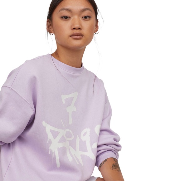 Ariana Grande Merch 7 Rings Sweatshirt - Picture 4 of 5